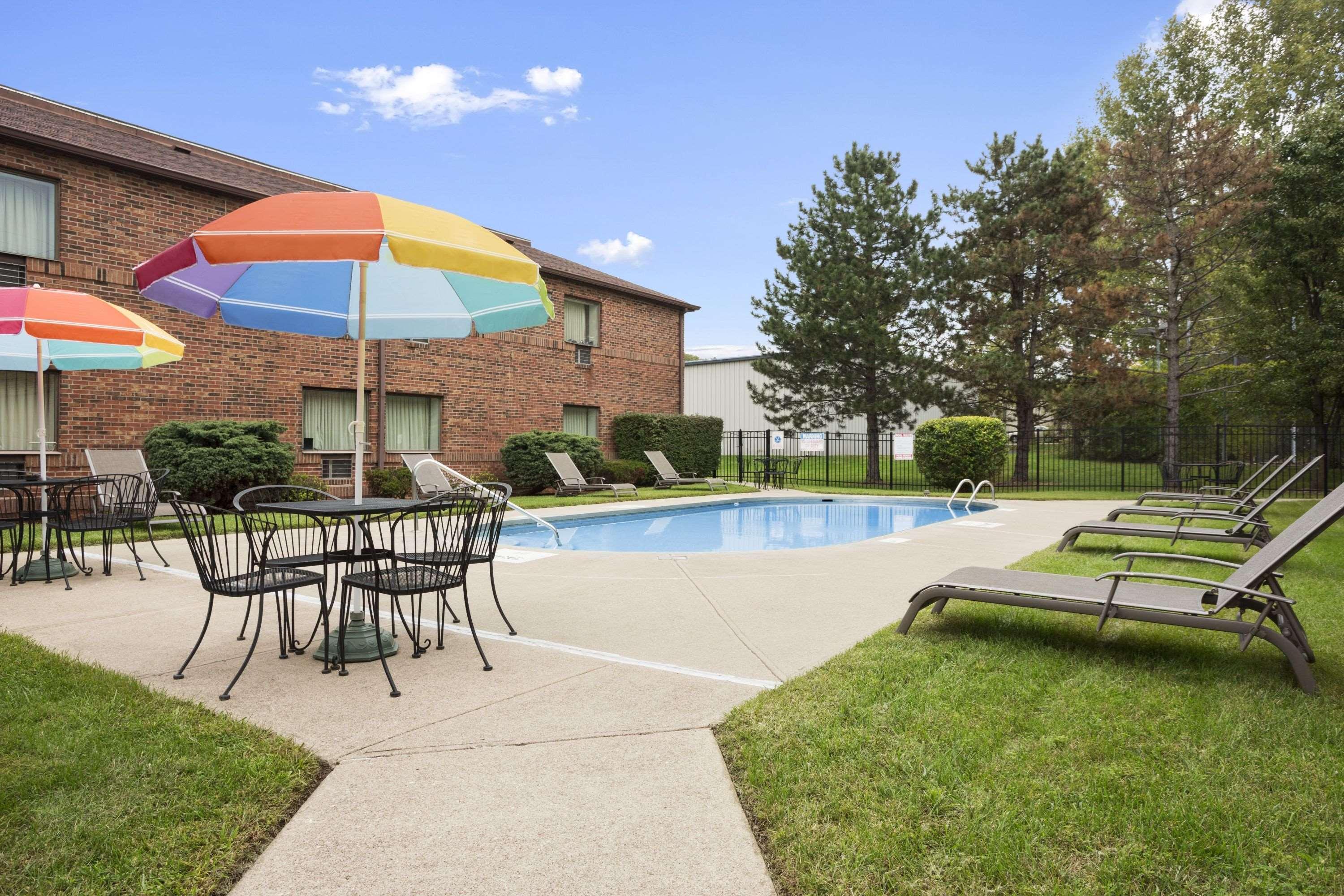 Days Inn By Wyndham Middletown Buitenkant foto